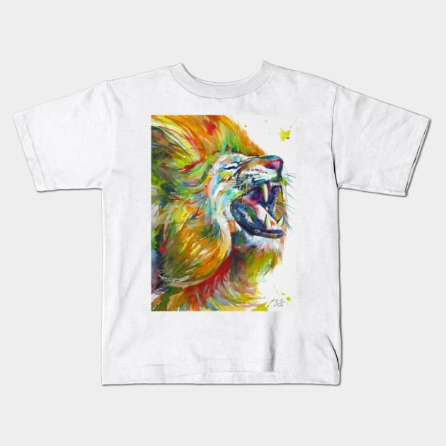 ROARING LION Kids T-Shirt by lautir